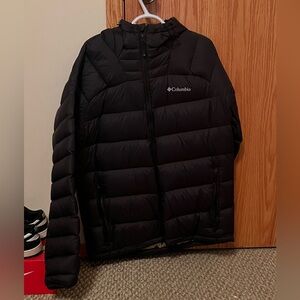 COPY - Columbia Puffer Jacket